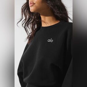 ALO Yoga | Tops | Alo Black Cropped Crew Neck Size Small | Poshmark